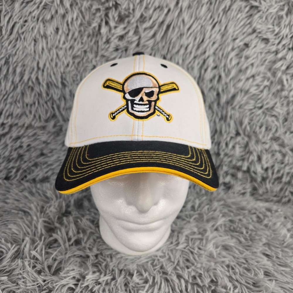 Melonwear Bradenton Marauders Hat Mens‎ OSFM White Black Skull Crossbones Cap